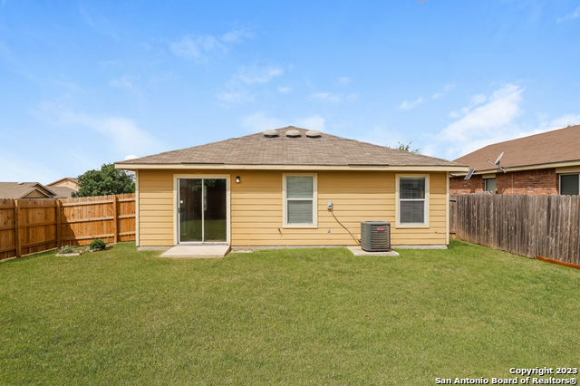 Building Photo - 2702 Antique Rose