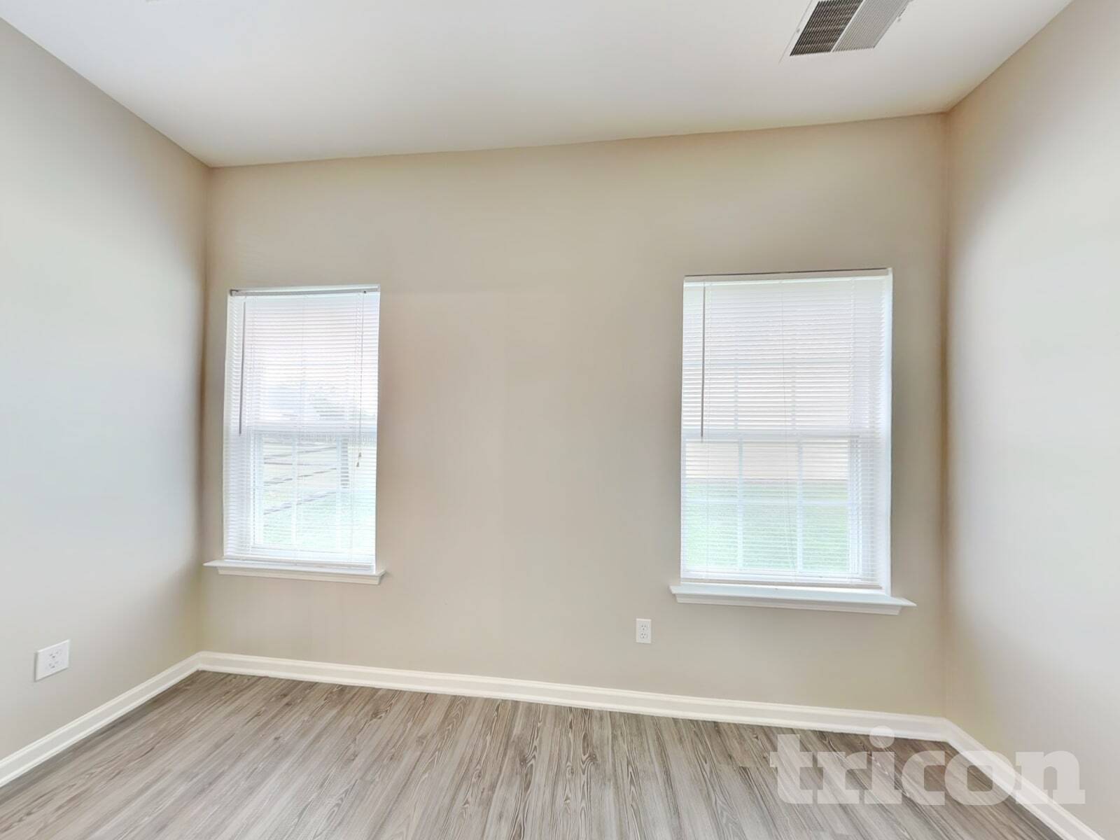 Building Photo - 110 Newport Dr