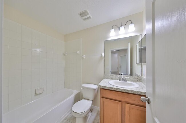Building Photo - 510 Laguna Mill Dr