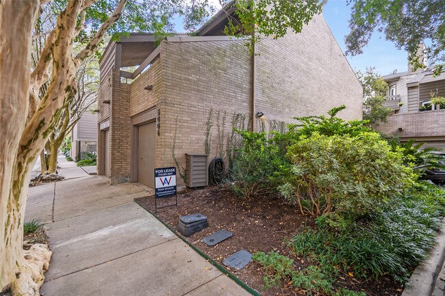 Building Photo - 5004 Bayard Ln
