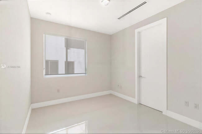 Building Photo - 3123 Elizabeth St