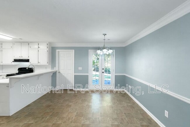 Building Photo - 30 Oaklake Ct