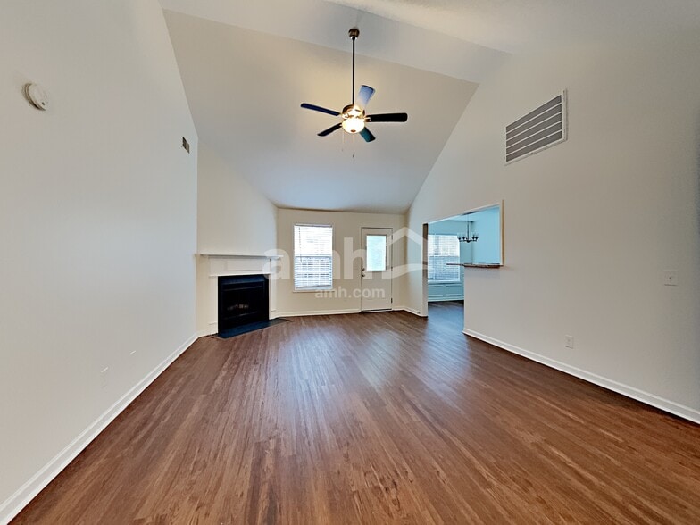 Building Photo - 101 Fawcett Ct