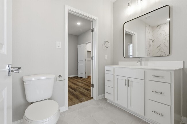 Building Photo - 9912 A Clark Rd