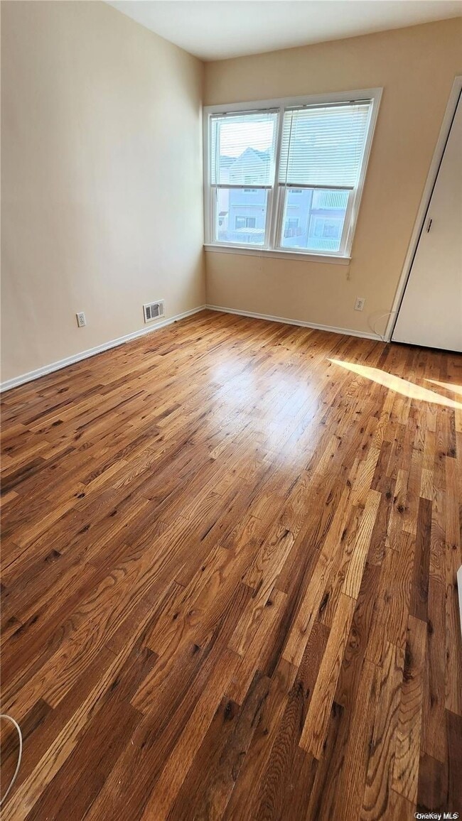 Building Photo - 244-57 Grand Central Pkwy