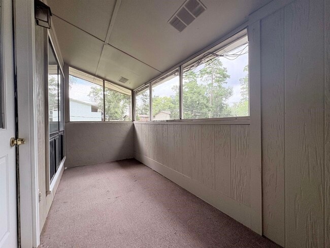 Building Photo - 1007 Sutor Rd