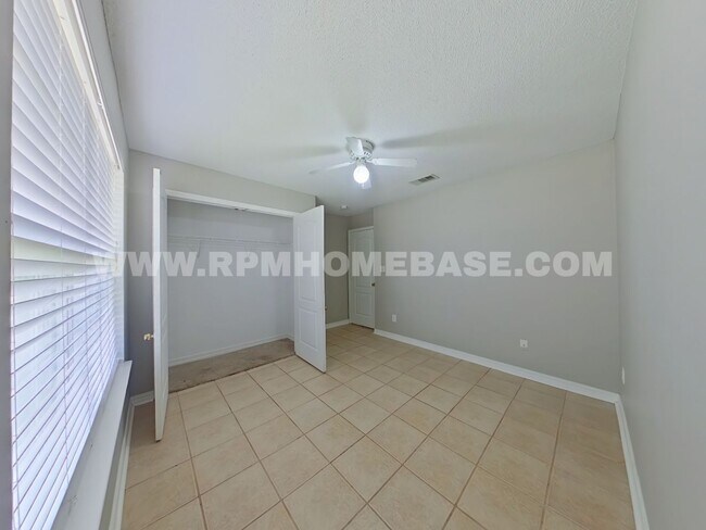 Building Photo - 5103 Terra Lake Cir