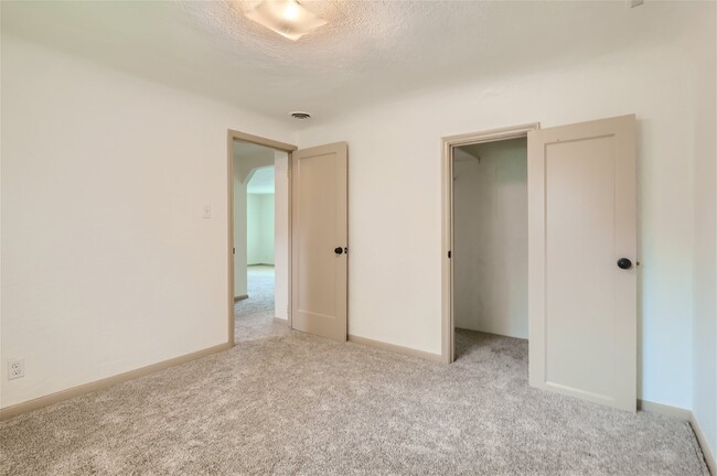 Rear Bedroom with walkthrough closet - 1708 Aspen St