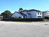 Building Photo - 7301 SW 159th Ave