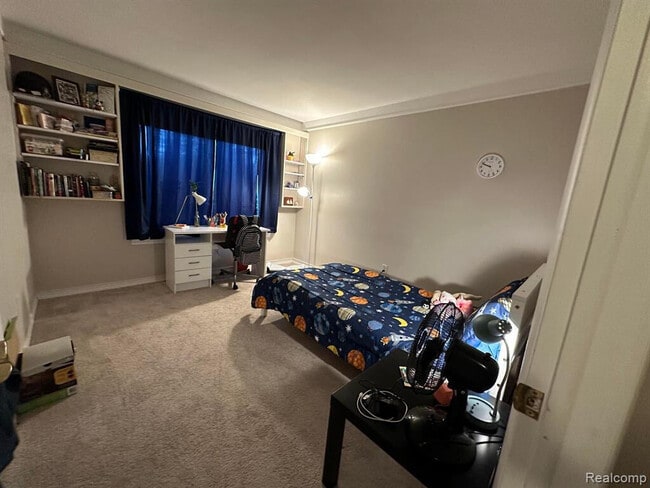 Building Photo - 22734 Chestnut Tree