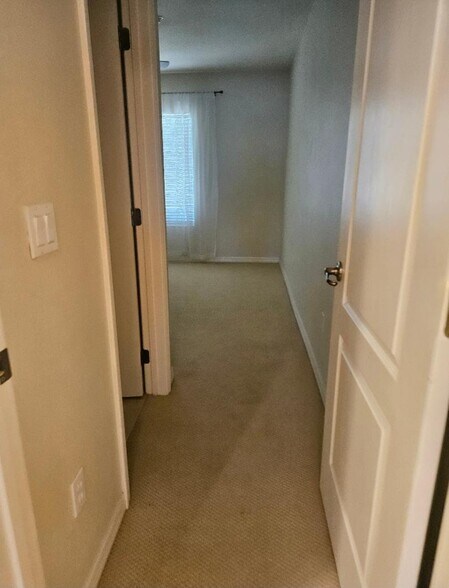 Building Photo - 13050 Tigers Eye Dr