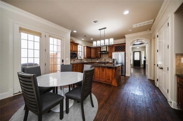 Building Photo - 2905 White Dove Dr