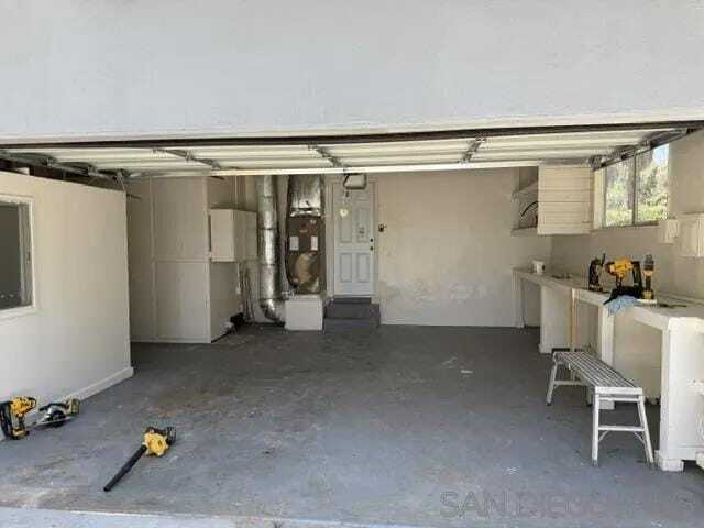 Building Photo - 15077 Adams Dr
