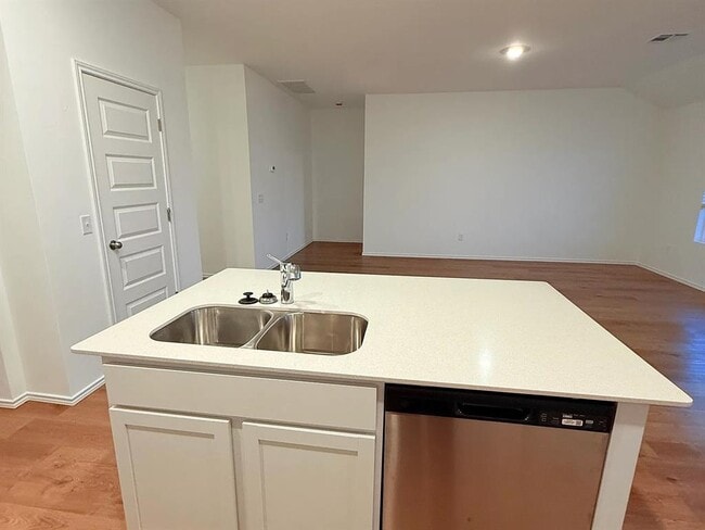 Building Photo - 1840 Black Poplar Wy