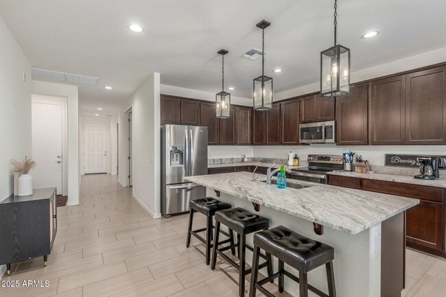 Building Photo - 17973 W Ashley Dr