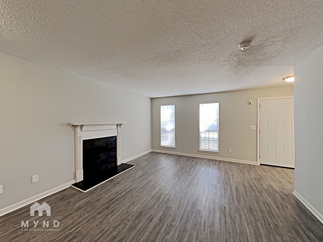 Building Photo - 5486 Fox Valley Ln