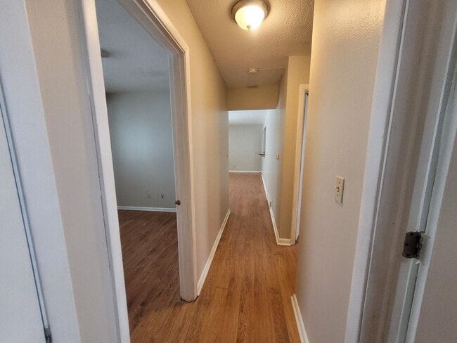 Building Photo - Four Bedroom Single-Family Home