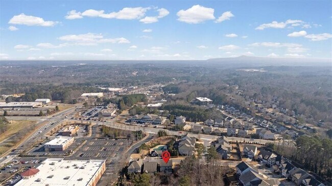 Building Photo - 204 Cardinal ln