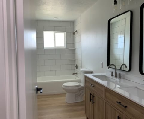 Building Photo - 7547 S Butler Hills Dr