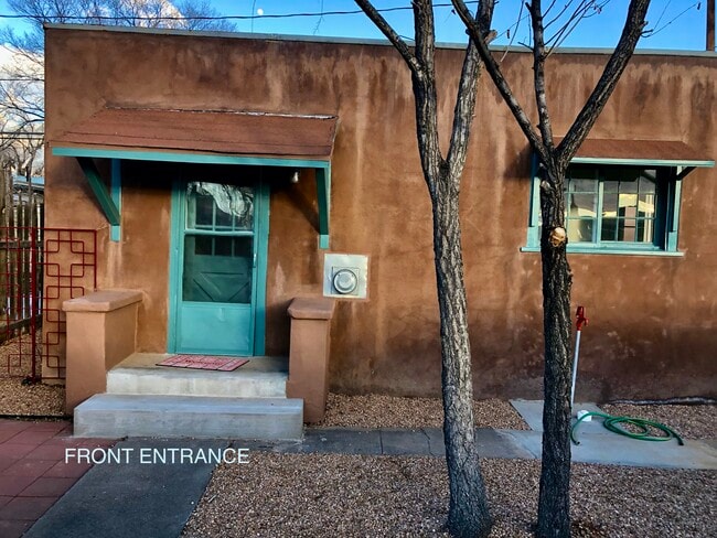 Primary Photo - 542 Franklin Ave