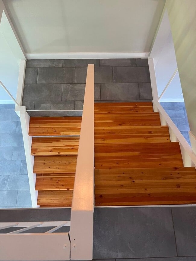 Building Photo - 2927 E Fairmount Ave