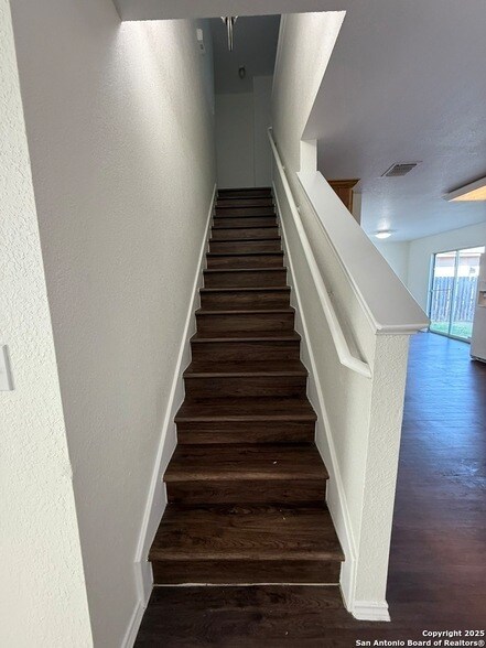 Building Photo - 7712 Copper Hollow