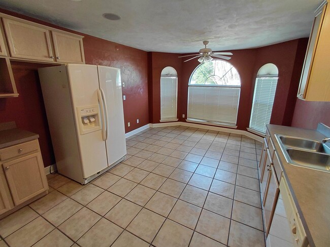 Building Photo - 1810 Newman Ln