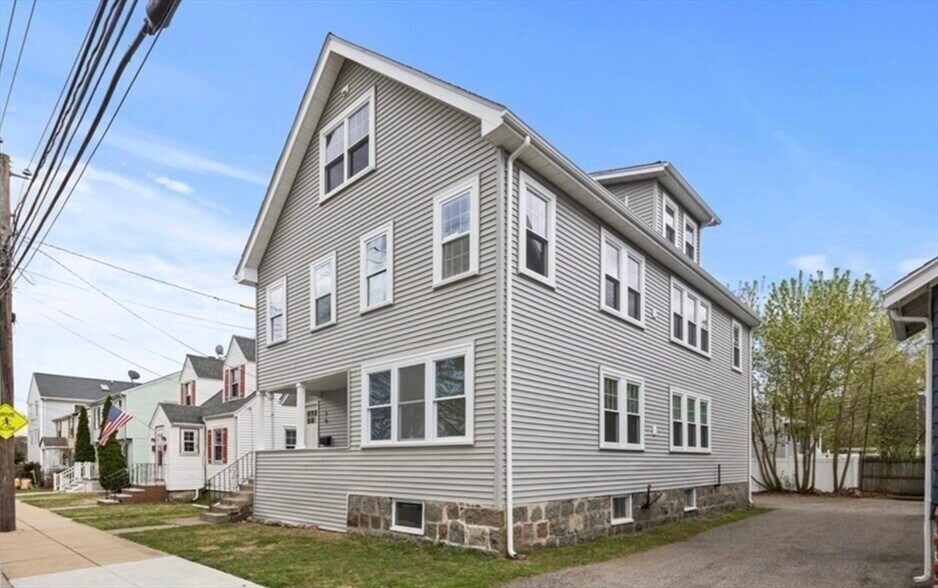 Primary Photo - 79 Lenoxdale Ave