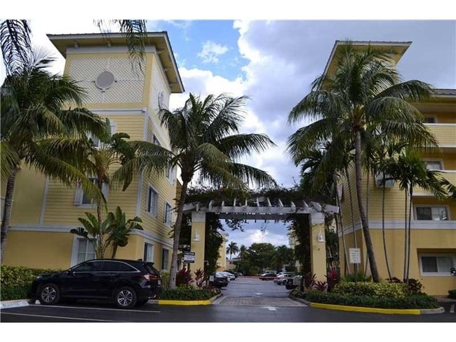 Primary Photo - Pine Crest Village
