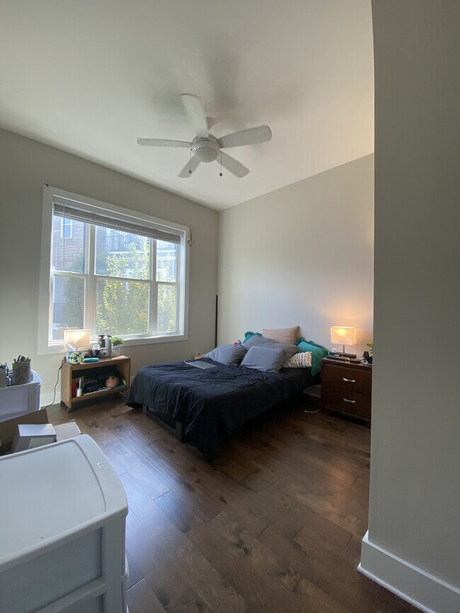 Bedroom 2 - 532 Vernon Cir