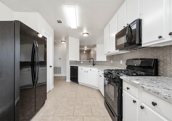 Building Photo - 16103 Purpleridge Ct