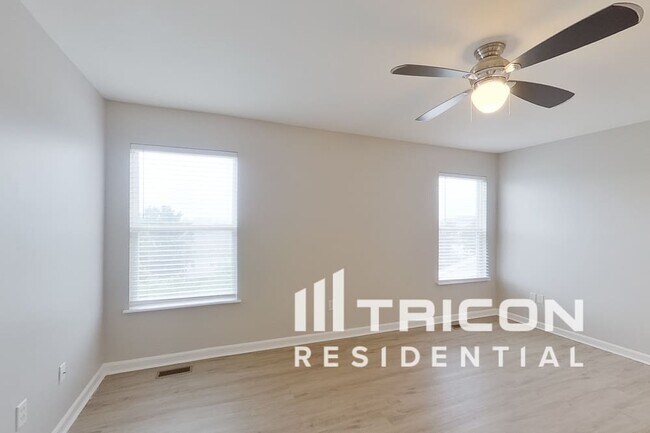 Building Photo - 507 Fortress Ct