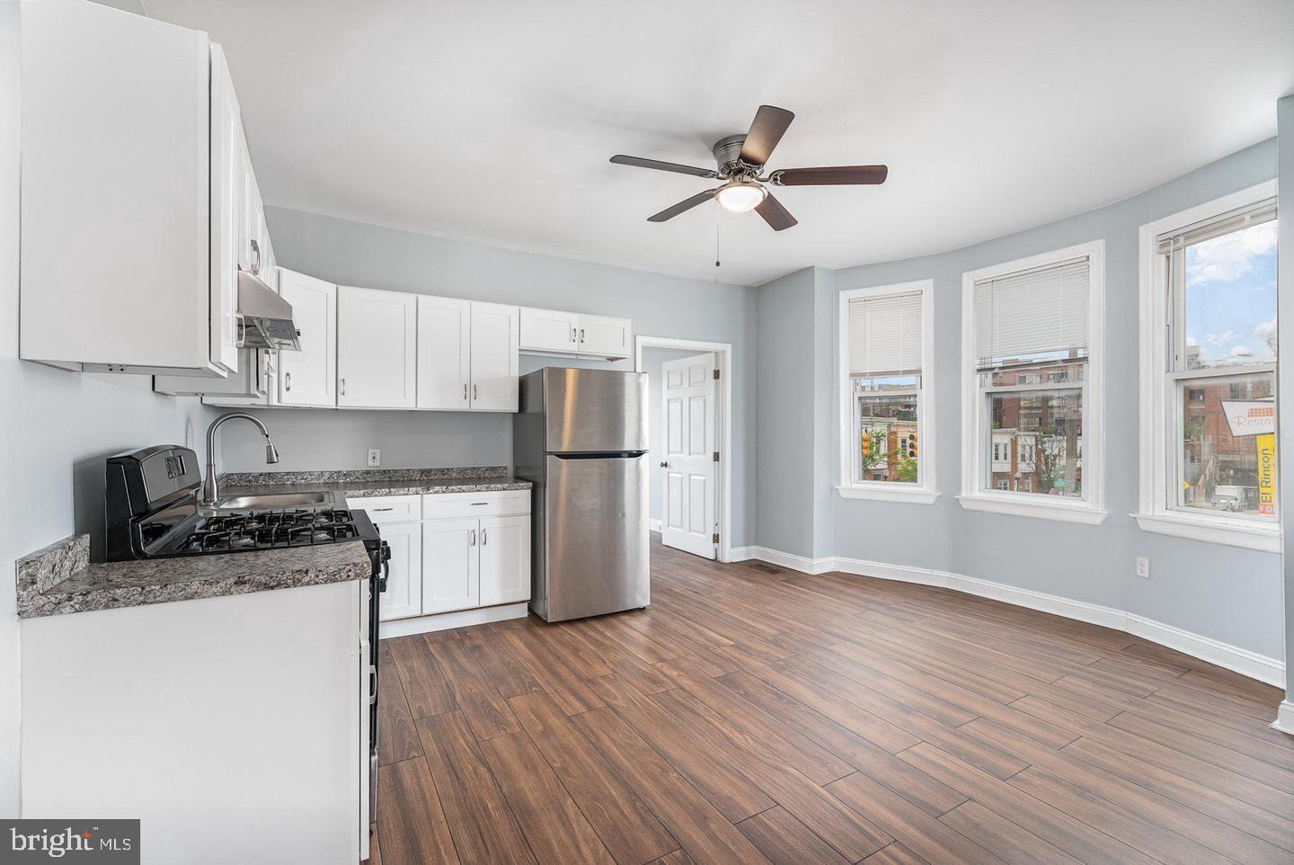 Kitchen - 4600 Eastern Ave