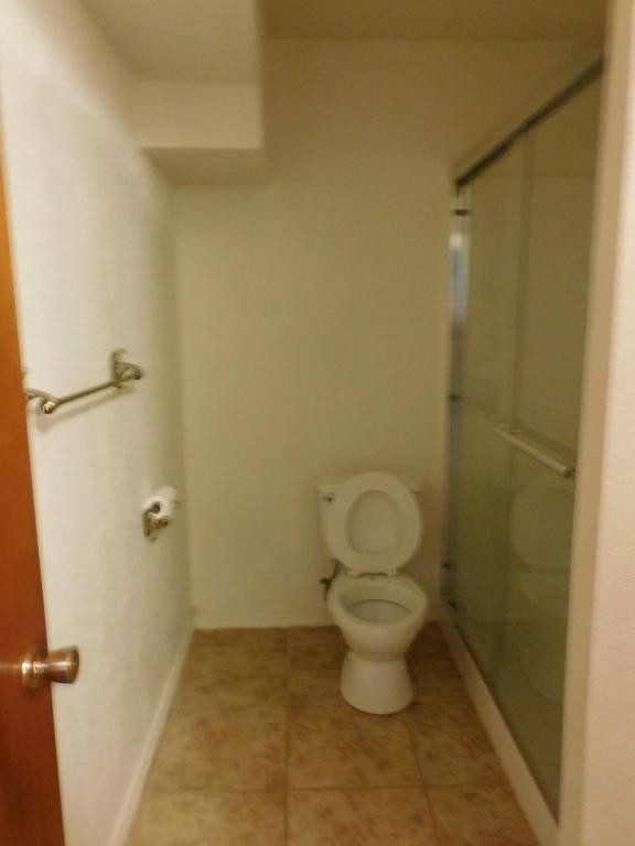 Building Photo - 154 E Papago Way