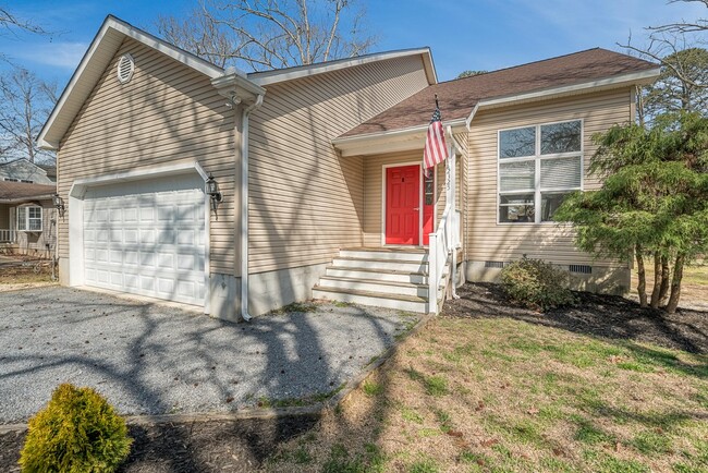 Building Photo - 2325 Rudder Ct