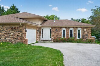 Building Photo - 3561 Sunrise Dr