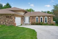Building Photo - 3561 Sunrise Dr