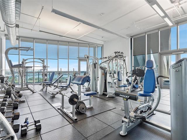 Building Photo - 888 Biscayne Blvd