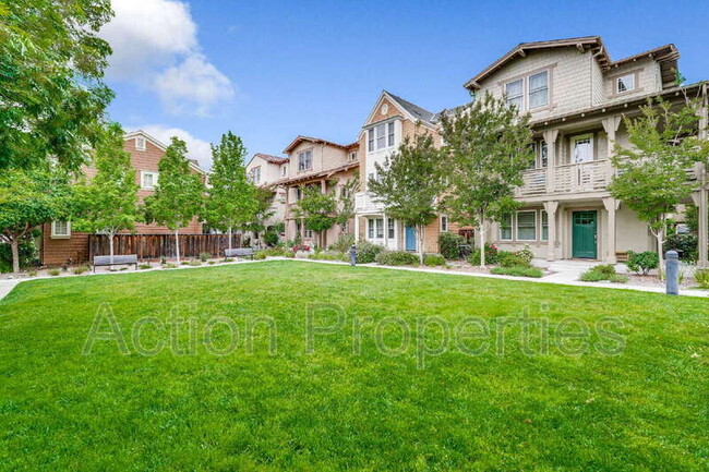 Building Photo - 291 Geary Way