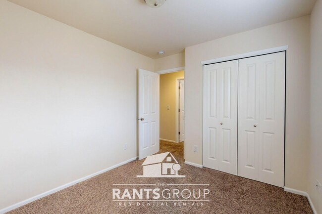 Building Photo - Fantastic Neighborhood in Tumwater!