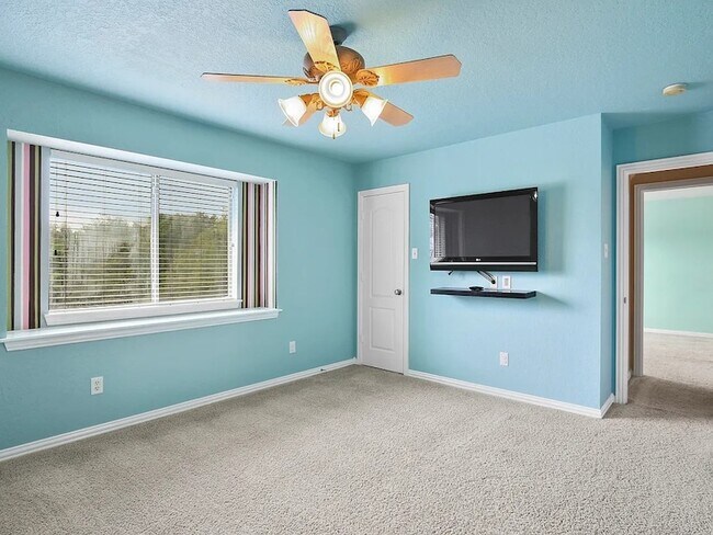 Building Photo - 3103 River Bend Dr