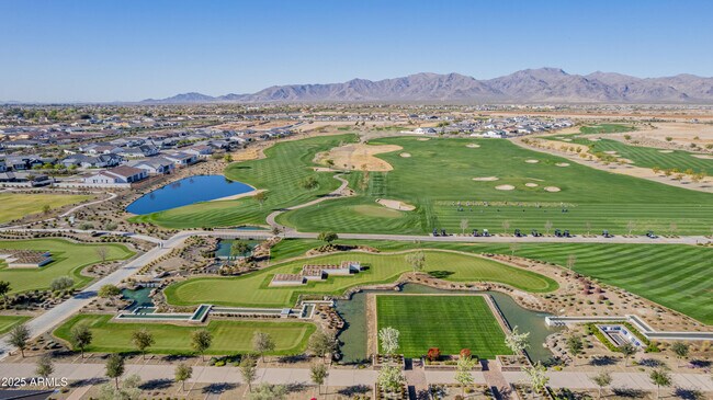 Building Photo - 11353 N Luckenbach St