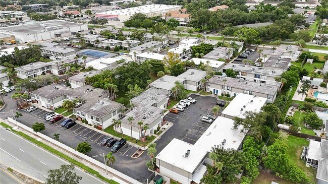 Building Photo - 4001 S Beneva Rd
