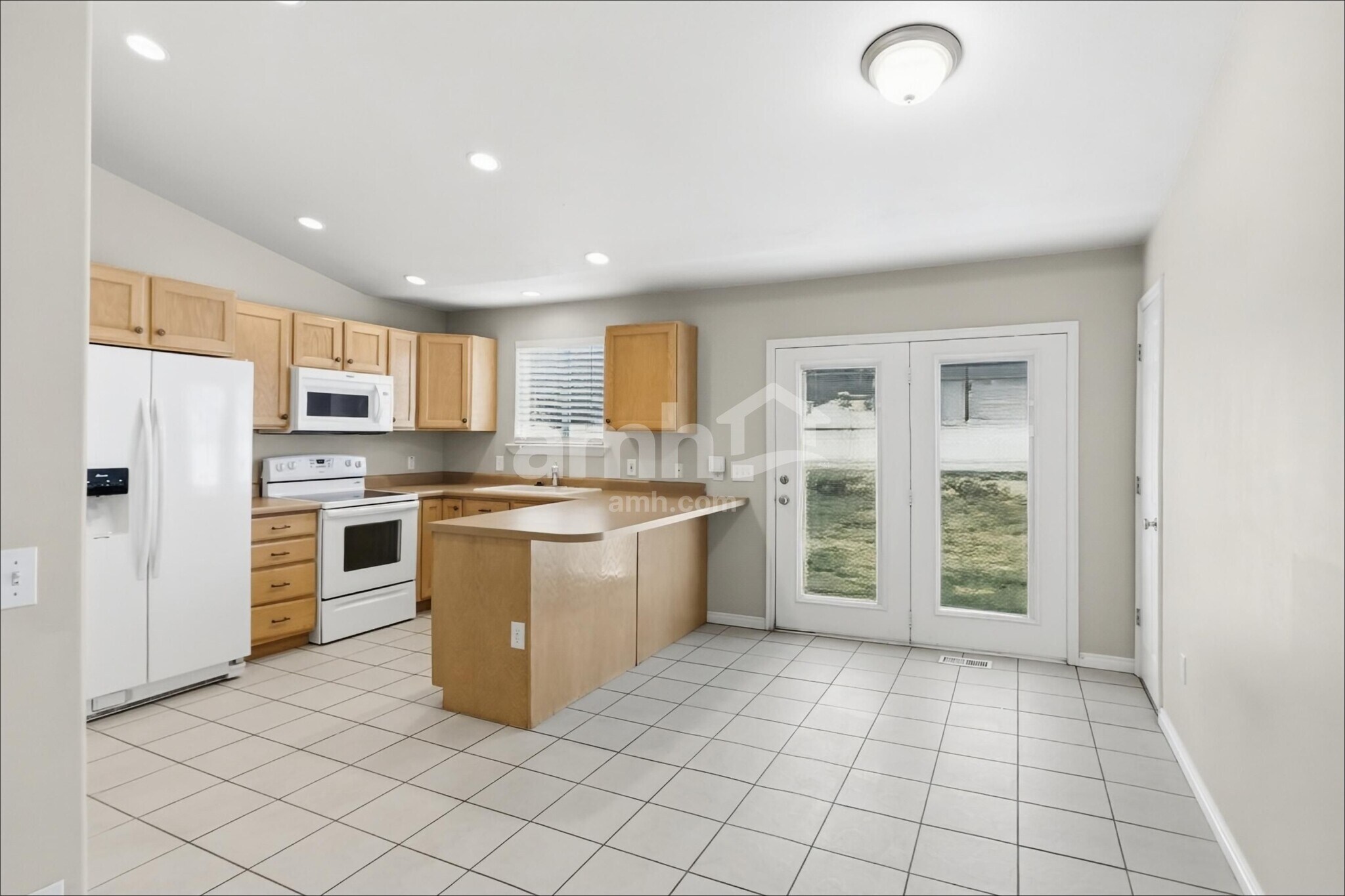Building Photo - 5763 W Sunbright Ln