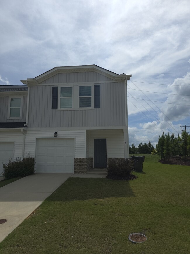 Building Photo - 2 Rockshire Trl