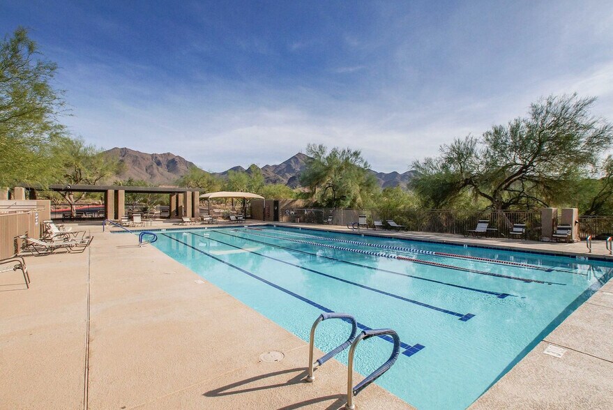 Building Photo - 10342 E Tierra Buena Ln