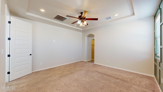 Building Photo - 13725 Olney Ave