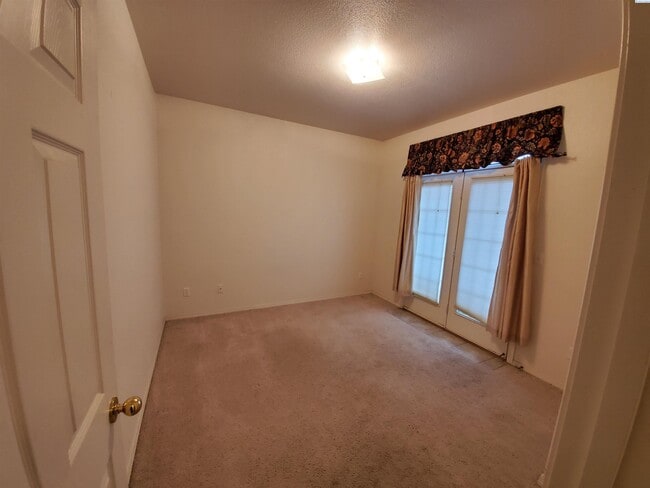 Building Photo - 5416 Mariner Ln
