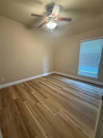 Building Photo - 15616 Leadenhall St