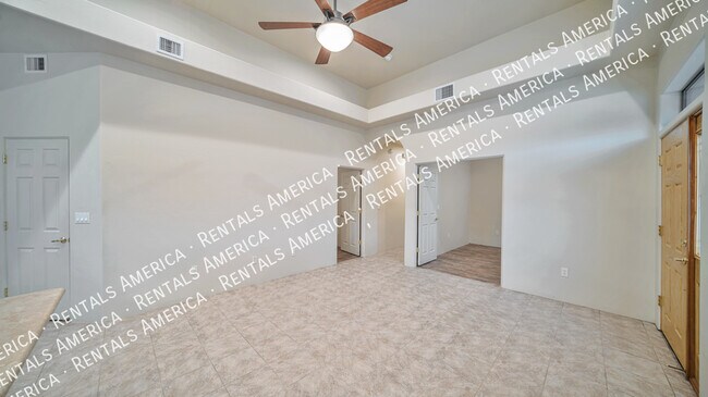 Building Photo - 3320 S Treasure Cove Pl